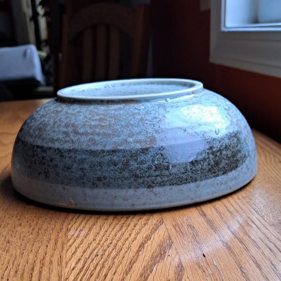 Pottery bowl with white cherry 🌸 blossoms - Picture 2 of 5